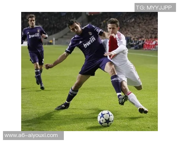 2012年欧冠小组赛回顾皇马与阿贾克斯的经典对决与精彩瞬间