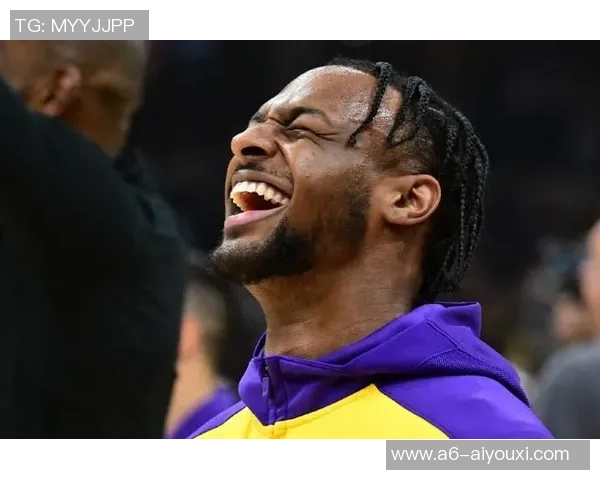 名嘴:布朗尼已高于次轮末平均水平 拿他当枪使黑老詹的人该惭愧 名嘴:布朗尼已高于次轮末平均水平 拿他当枪使黑老詹的人该惭愧