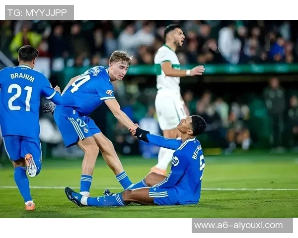 清晨4点欧冠超级对决！阿隆索命运之战：输球或下课 8人缺席